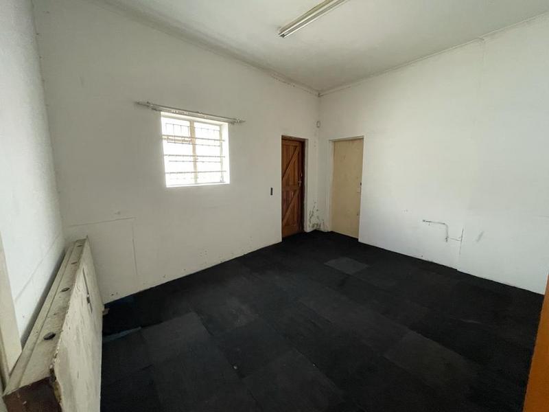 To Let commercial Property for Rent in Korsten Eastern Cape